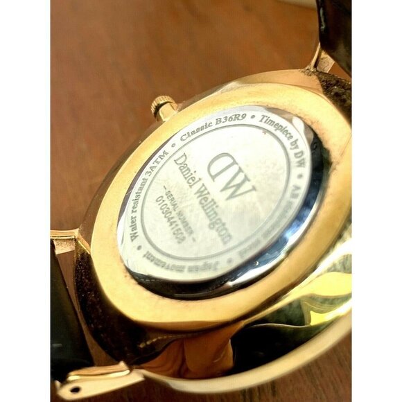 Daniel Wellington Womens Watch DW00100139 Rose Gold Black Dial 36mm Leather Band - Picture 6 of 13